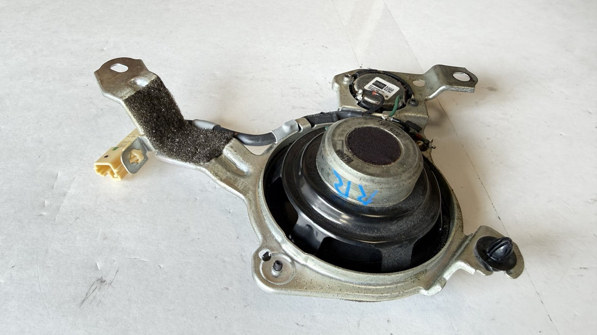Lexus LS460 Speaker Assy, Rear Header Rear Right 86160-0WJ10 Genuine OEM