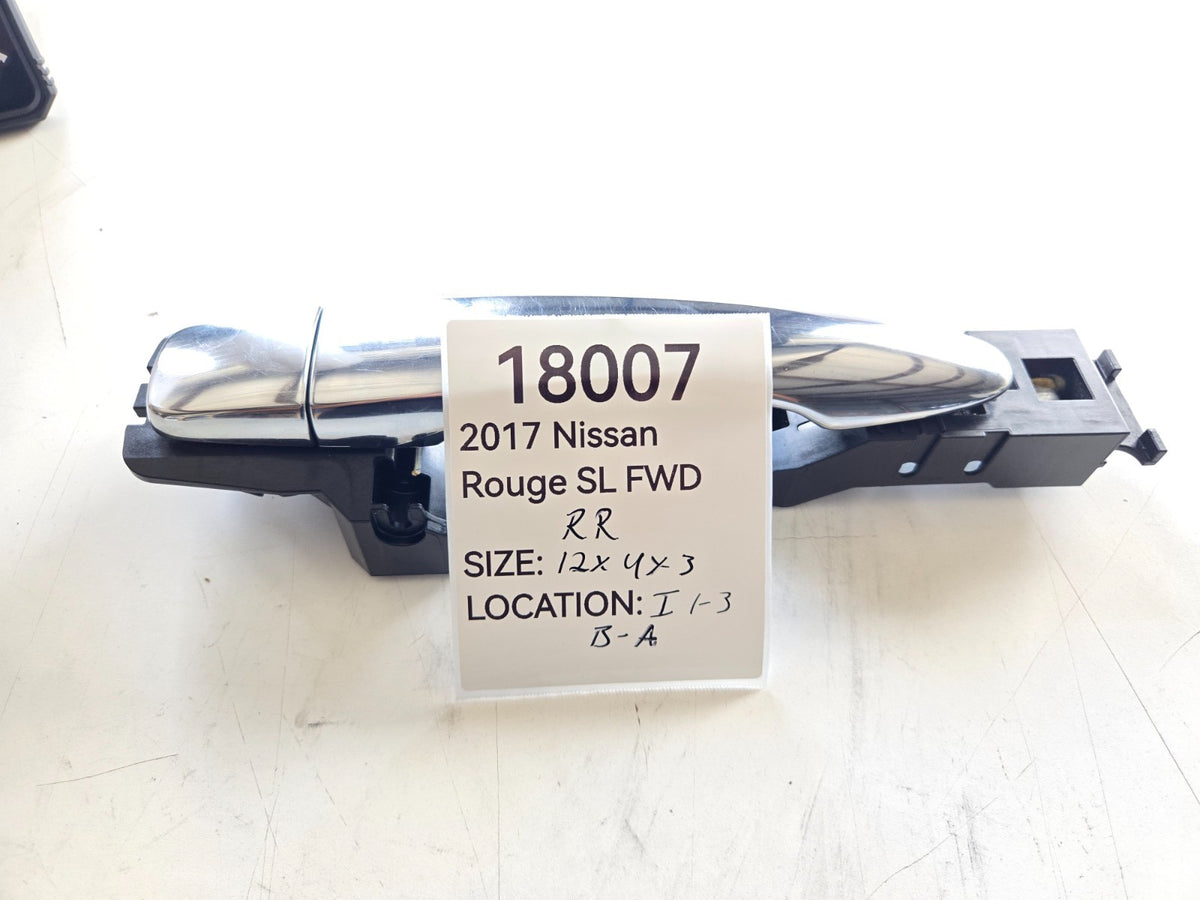2020 Nissan Murano right passenger rear back door outer exterior handle bracket