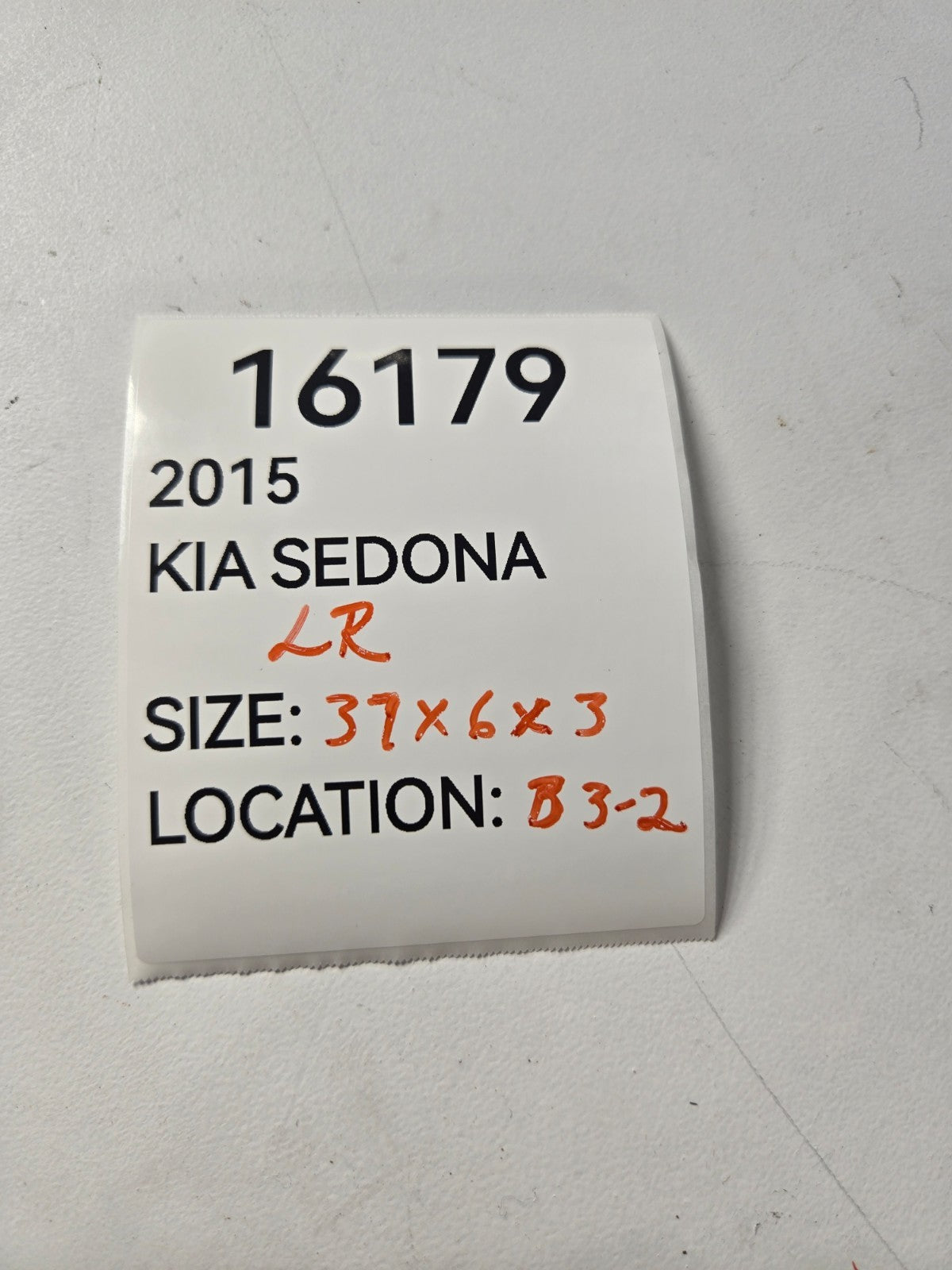 2015 2018 Kia Sedona Left Driver Rear Door Sill Scuff Molding Trim OEM Beige