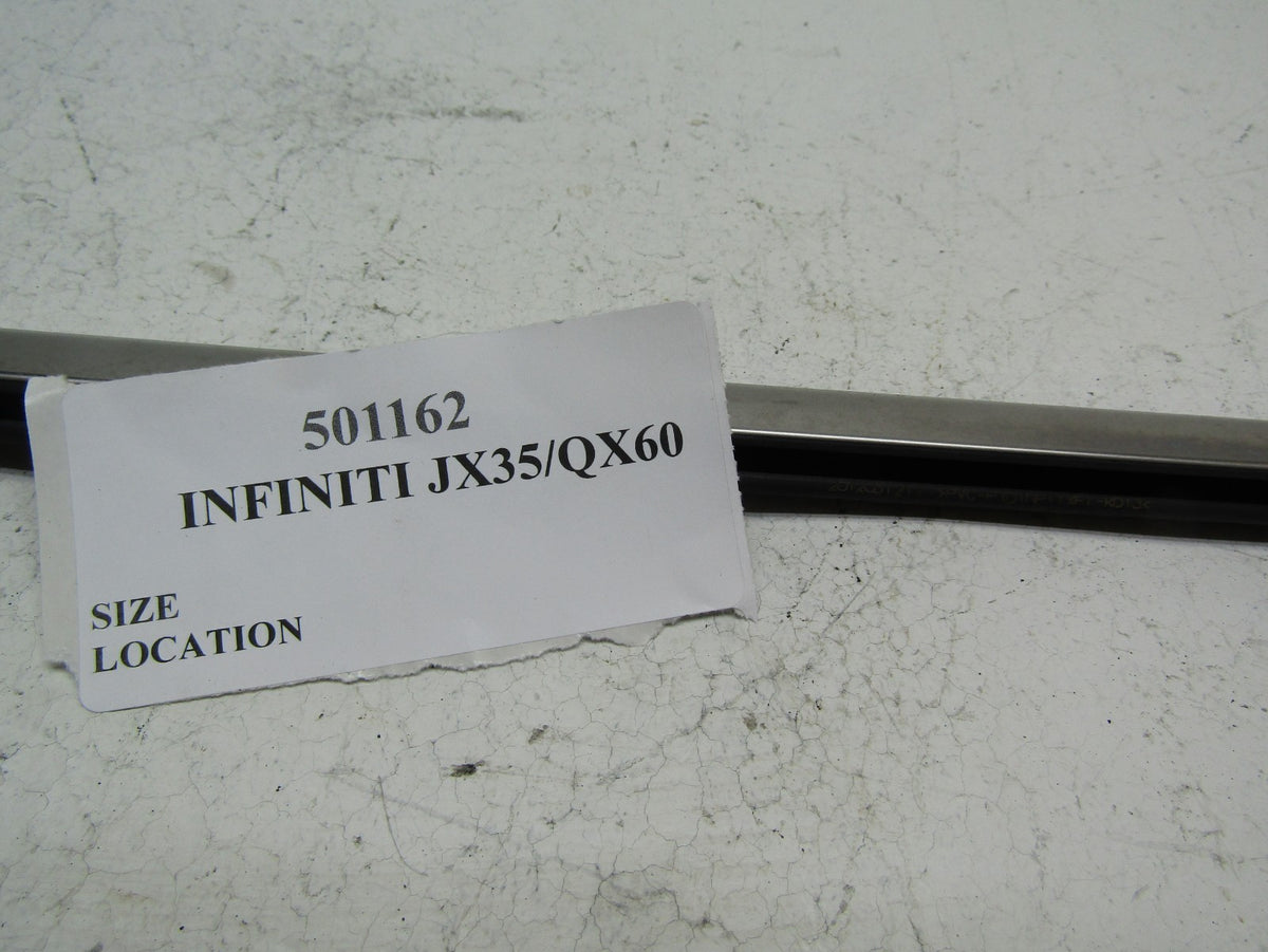 2020 Infiniti Qx60 left driver side front door window glass trim belt molding