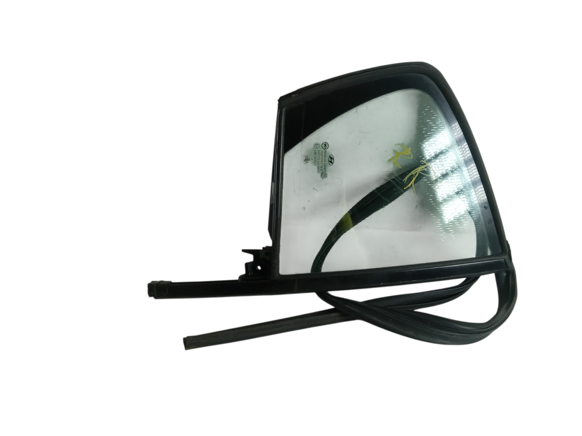 2012-2014 Hyundai Genesis Right Rear Door Glass Window W/ Weatherstrip OEM 14333