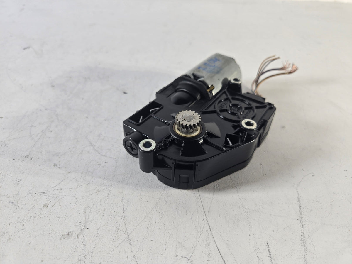 2010 2023 BMW 528i 540i 550i Sunroof Moonroof Sun Moon Roof Shade Motor Rear OEM