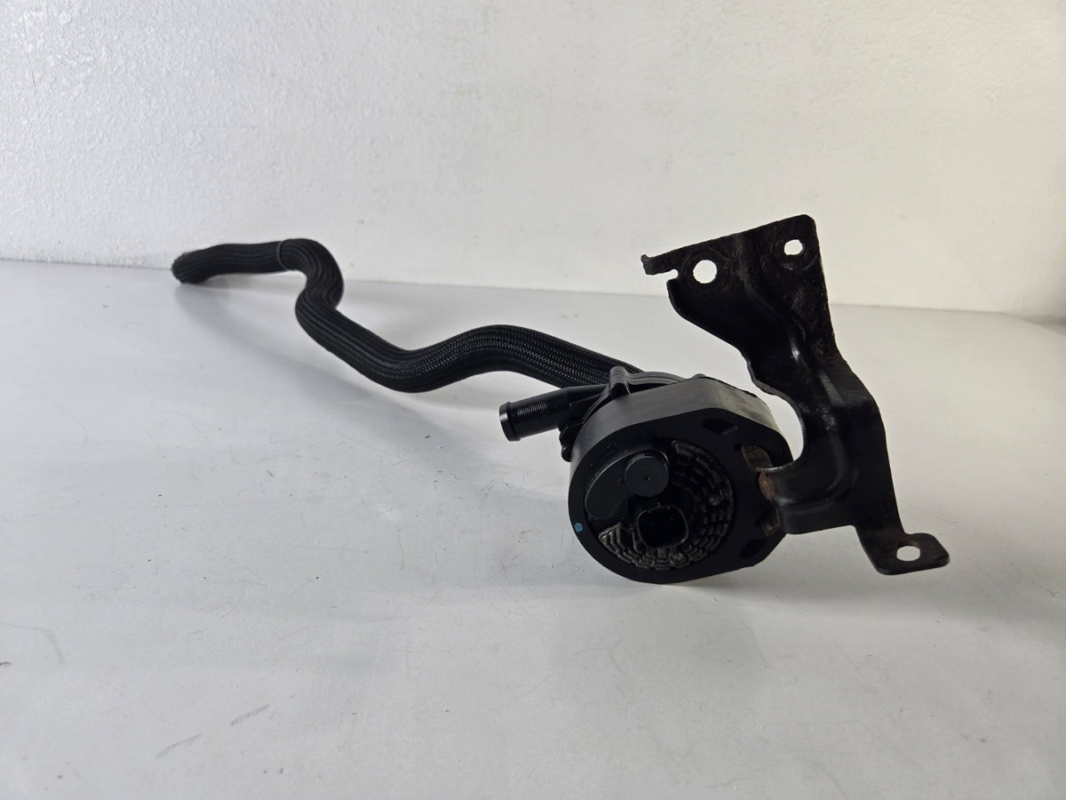 2014 2018 Infiniti Q Q50 Hybrid Coolant Auxiliary Water Pump OEM 215804GA0A