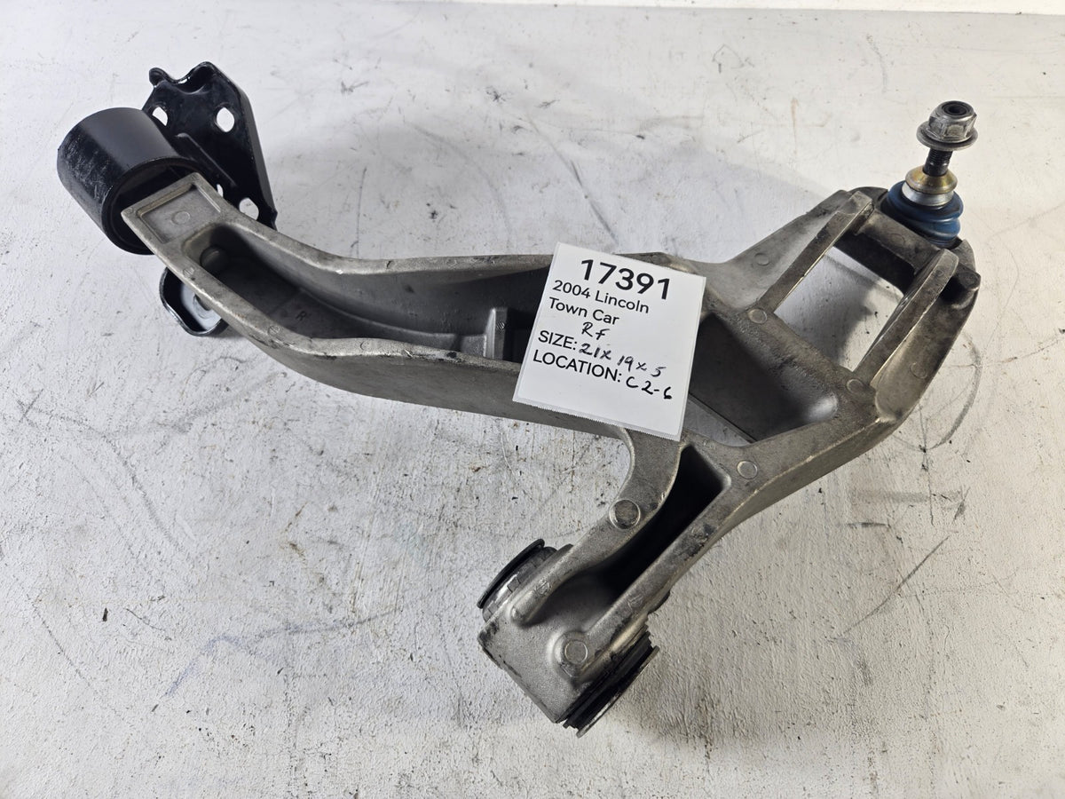 2003 2005 Lincoln Town Car Right Passenger Front Suspension Lower Control Arm OE