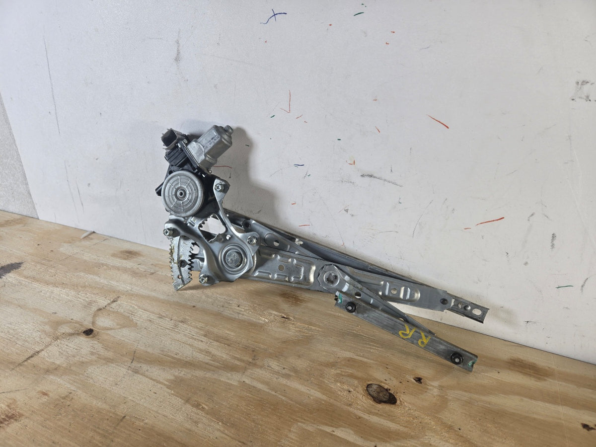 2013-2019 Nissan Sentra Right Rear Door Window Regulator Motor 827204KH0B OEM 05