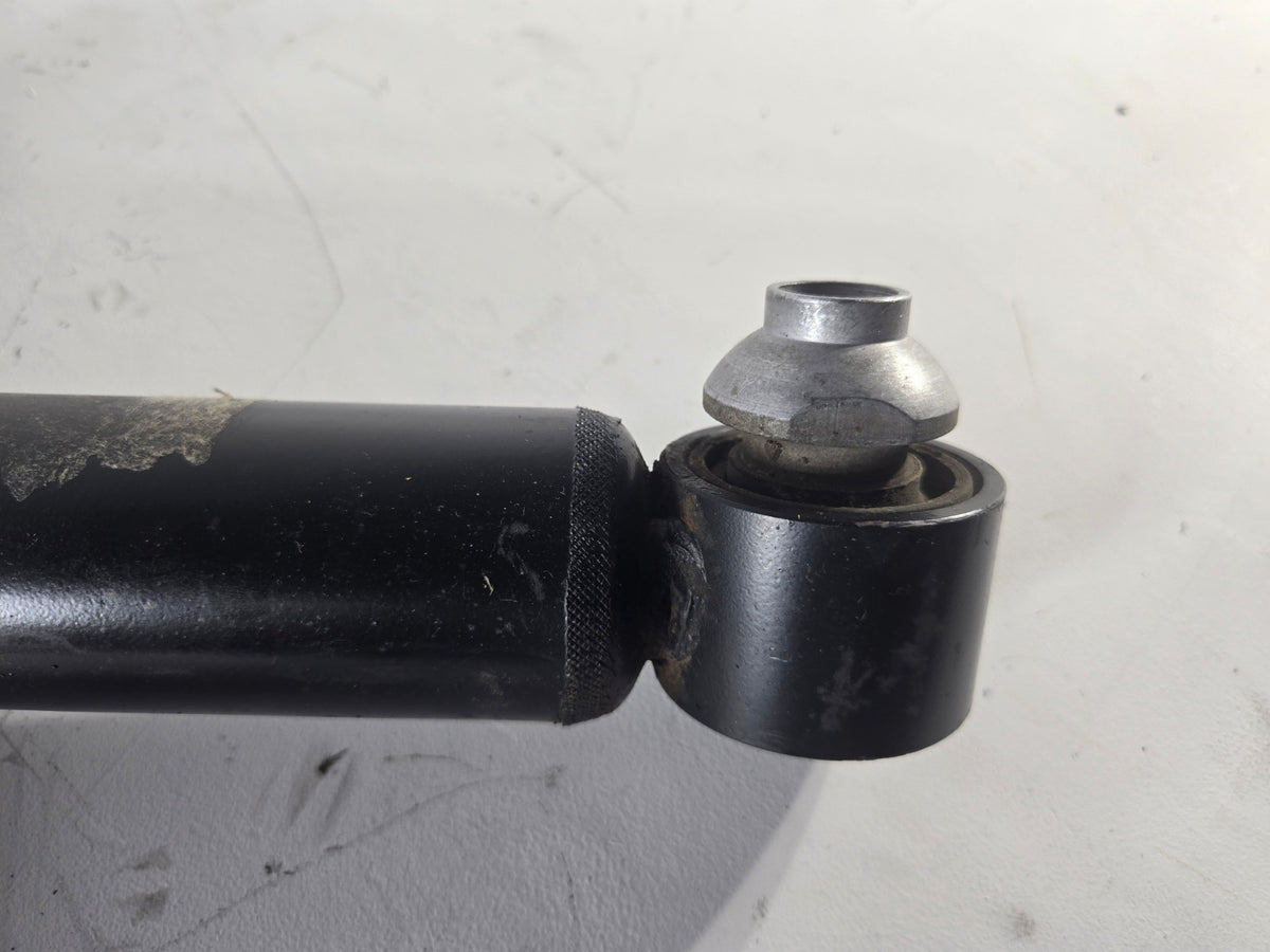 2010 2013 BMW 550i RWD Right Passenger Rear Shock Absorber Strut Coil Spring OEM