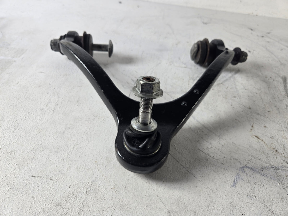 2003 2006 Lincoln Town Car Left Driver Front Suspension Upper Control Arm OEM