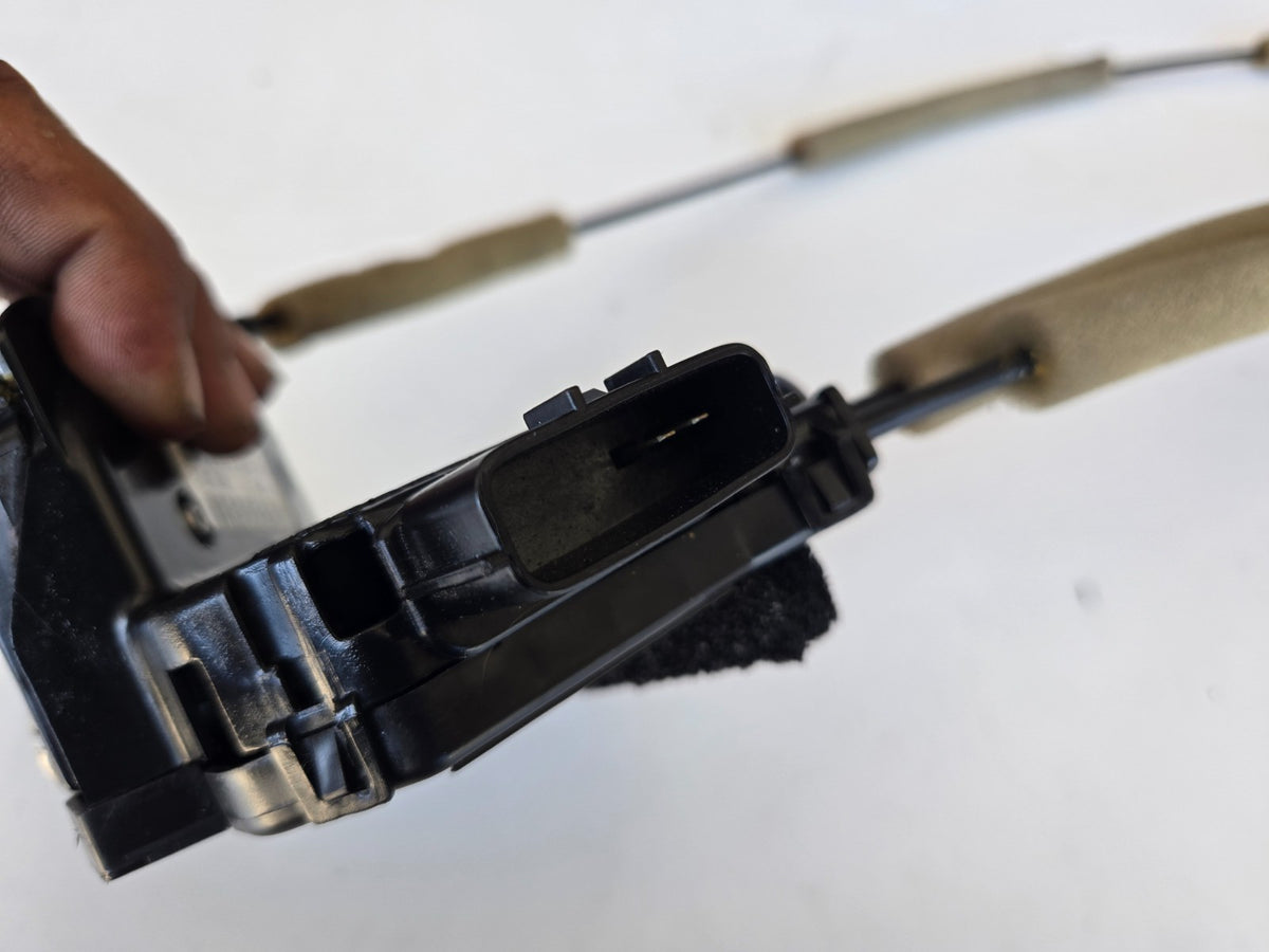 2014 2020 Nissan rogue right passenger Front door power lock actuator latch OEM