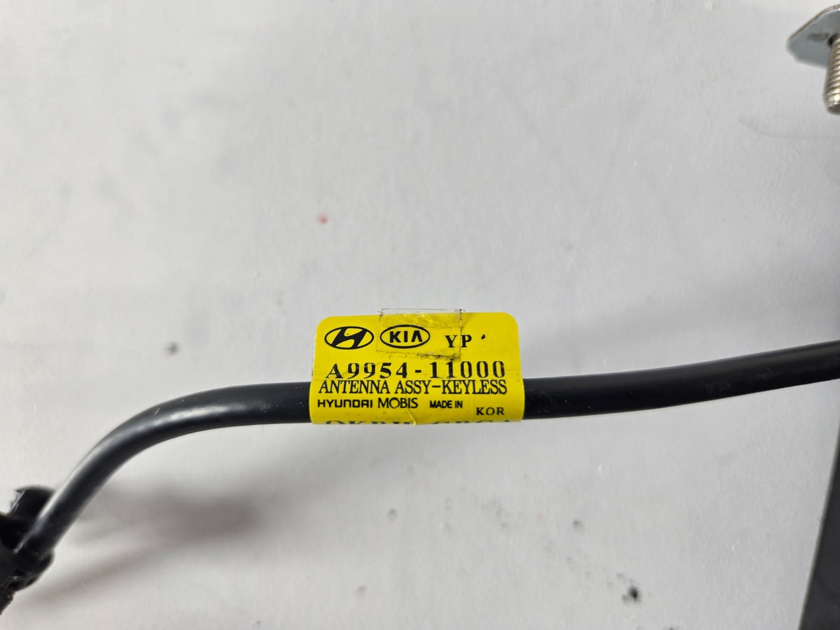 2015 2018 Kia Sedona BCM Body Control Module Receiver Unit OEM 95400A9530