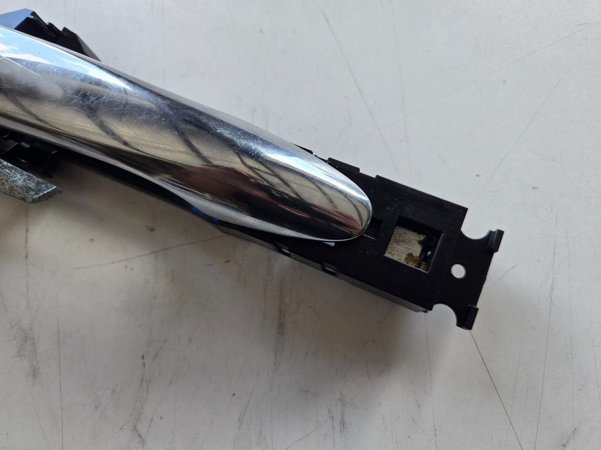 2020 Nissan Murano left driver rear back door outer exterior handle bracket OEM