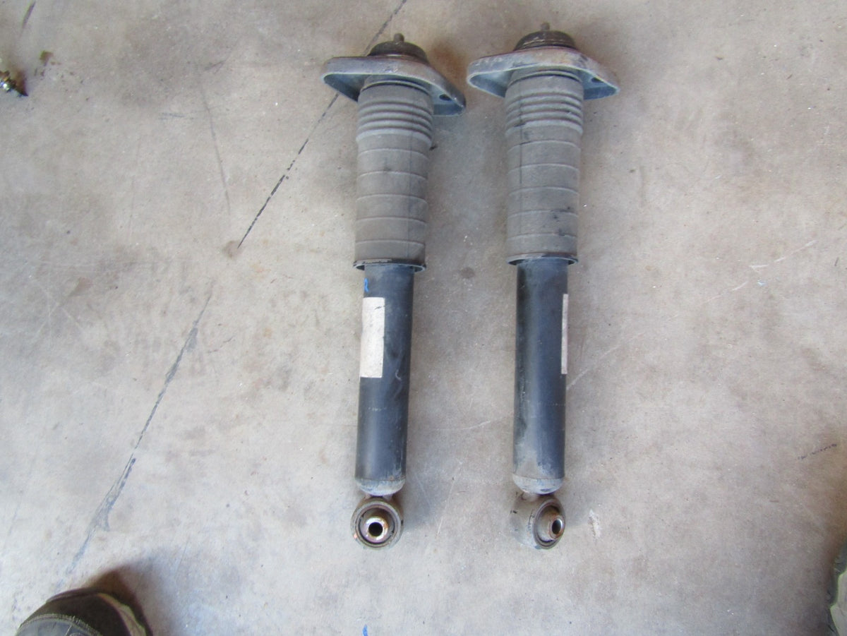 2013 2020 Infiniti Qx60 rear back suspension shock absorber left right set OEM