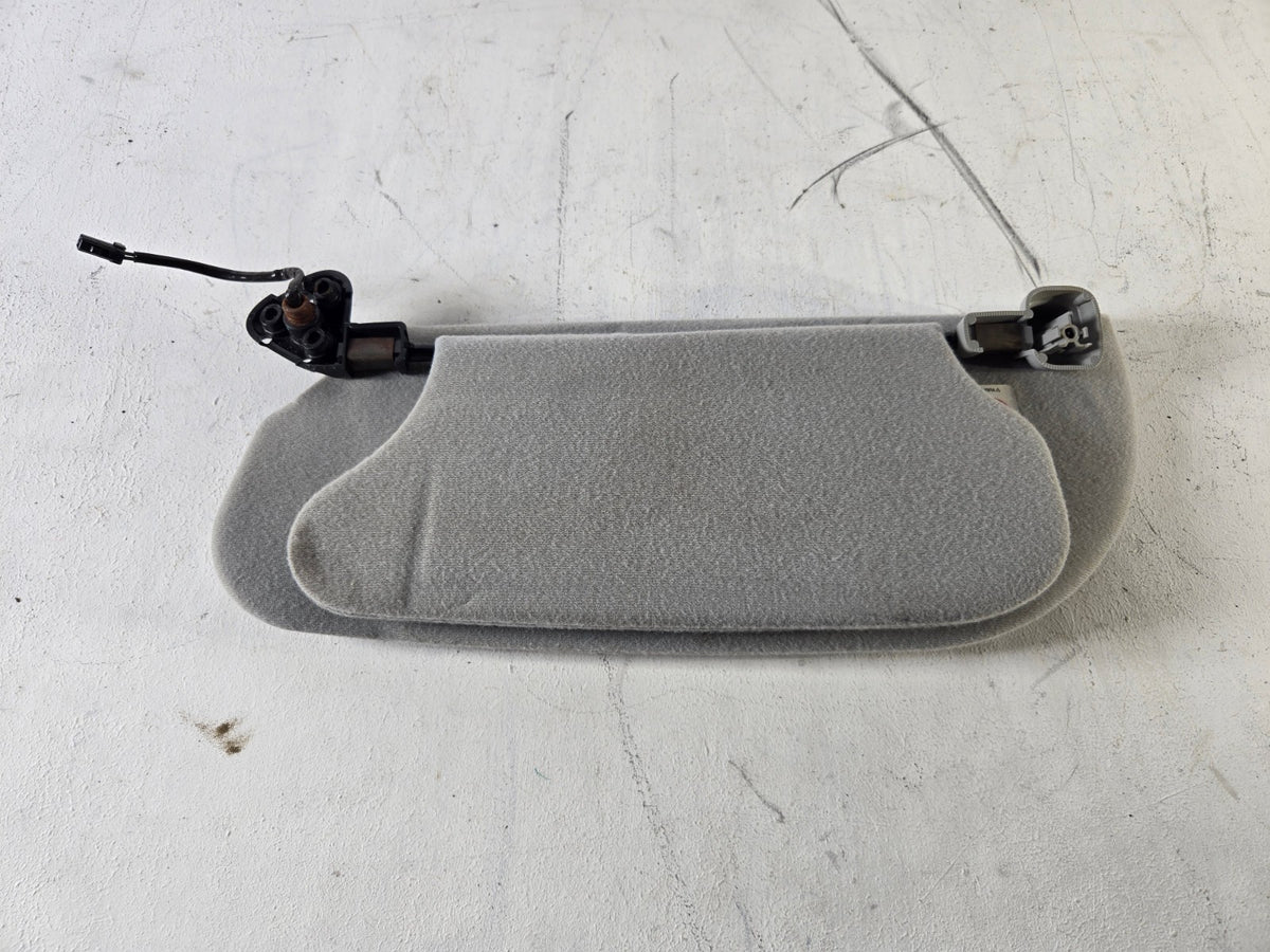 2004 Lincoln Town Car Right Passenger Side Front Sun Visor Sunvisor Glass OEM