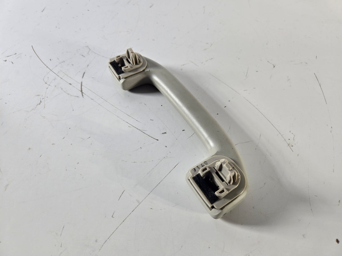 2014 2024 Infiniti Q50 Left Driver Front Roof Grip Grab Handle OEM 739403WS0A