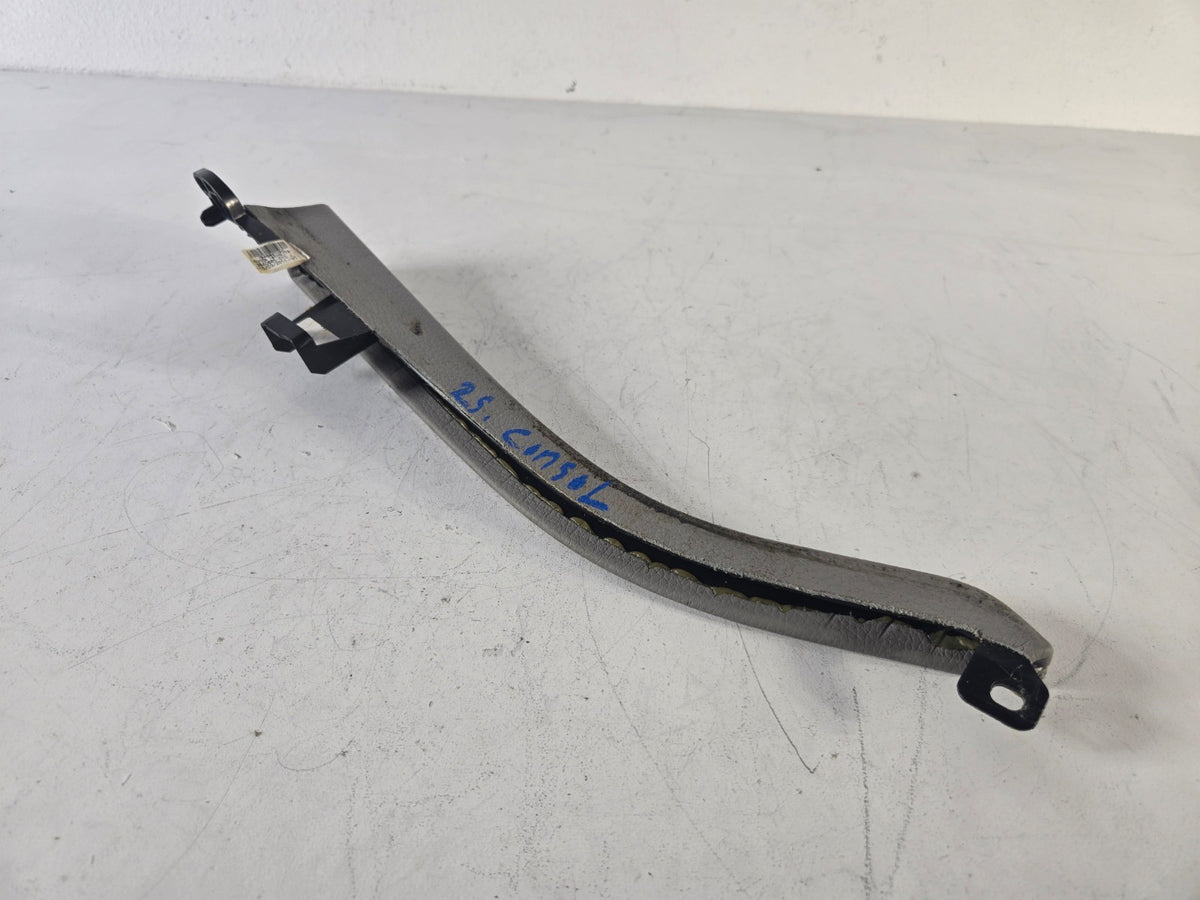 2010 2013 BMW 528i 550i Right Front Center Console Compartment Edge Trim OE Gray