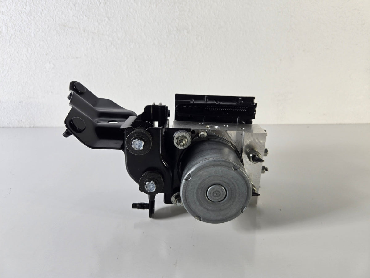 2010 2013 Infiniti EX35 EX37 ABS Anti Lock Barking System Pump W Bracket OEM