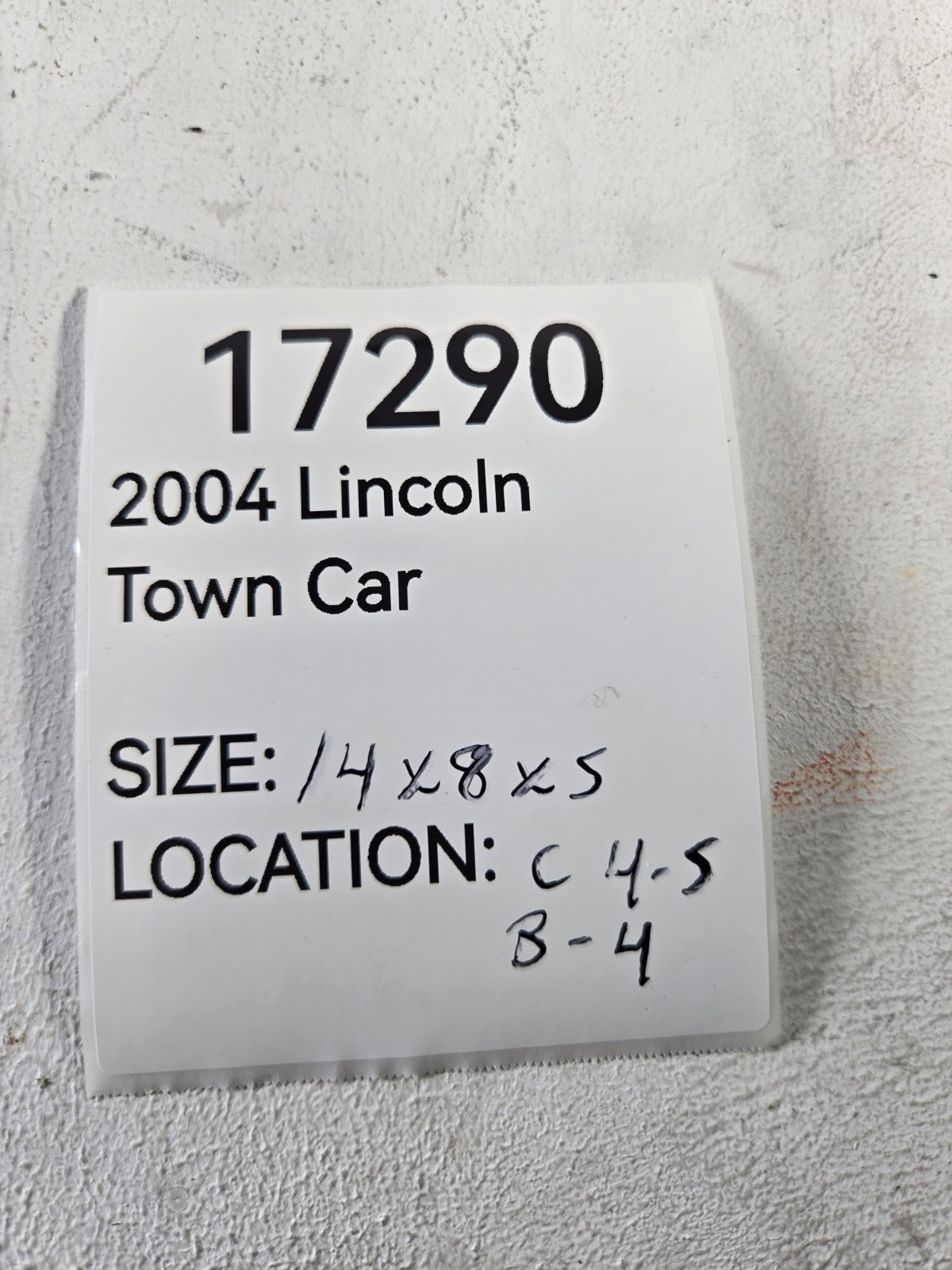 2004 2006 Lincoln Town Car Fuel Filler Door Latch Pocket Housing OE 6W1Z5427936A