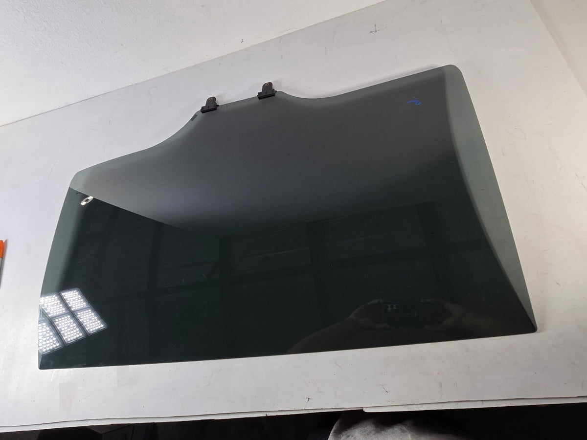 2015 2021 Kia Sedona Left Driver Rear Sliding Door Window Glass W Privacy OEM