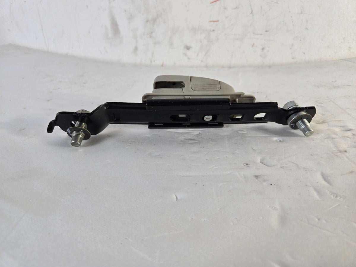 2013-2019 Nissan Sentra Left Right Front Seat Belt Adjuster 878243SH0A OEM 15267