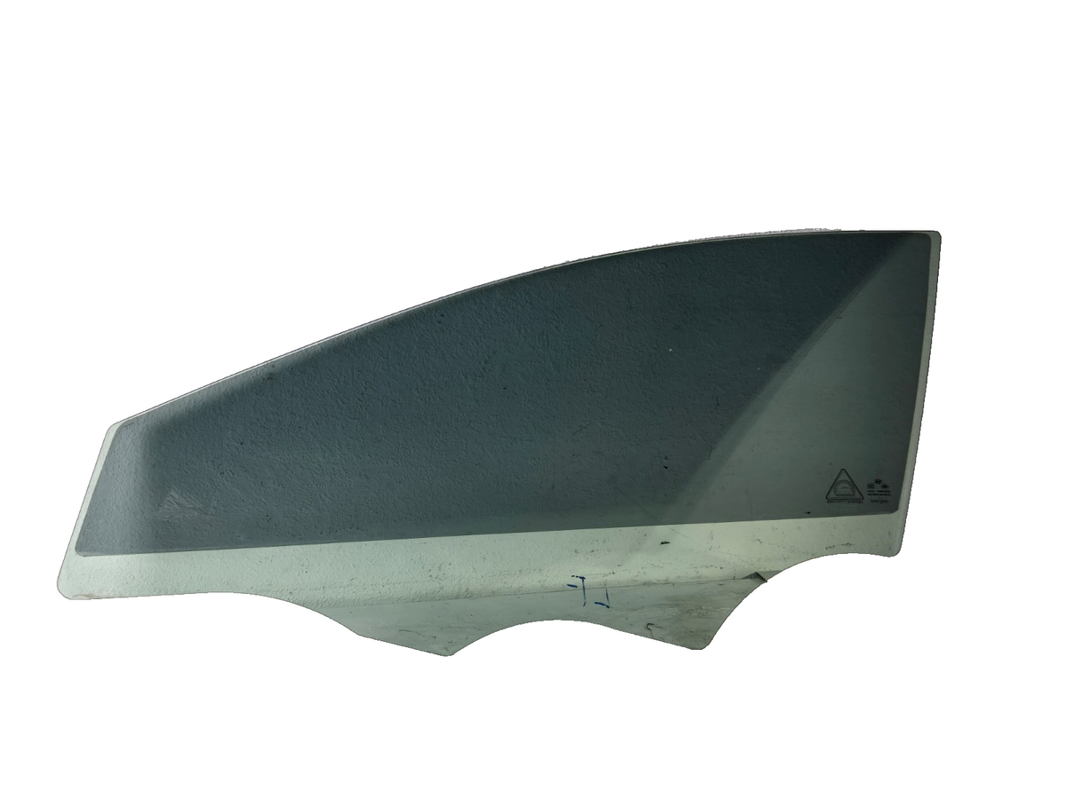 2011 2013 Hyundai Elantra Left Driver Side Front Door Window Solar Glass OEM