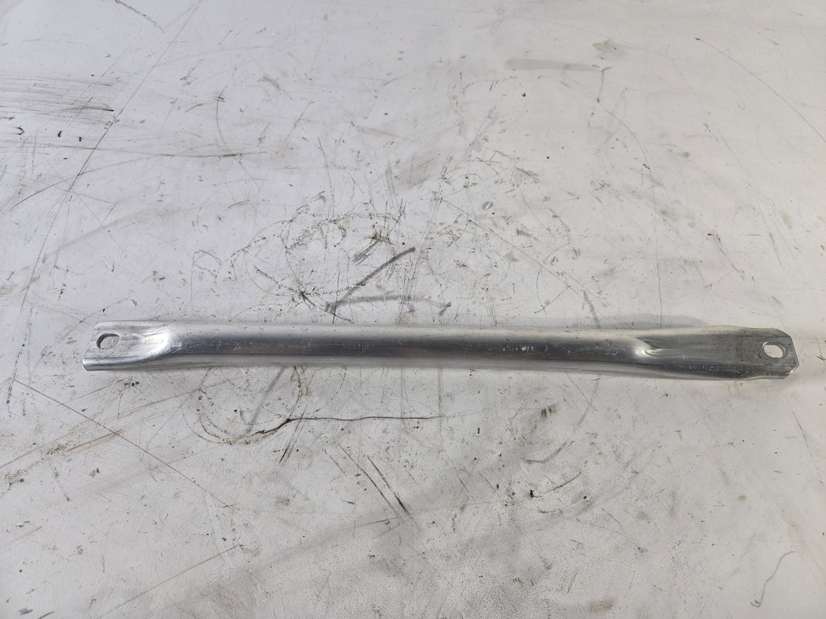 2010 2016 BMW 528i 535d 550i Right Side Front Rearward Support Bar Brace Bracket