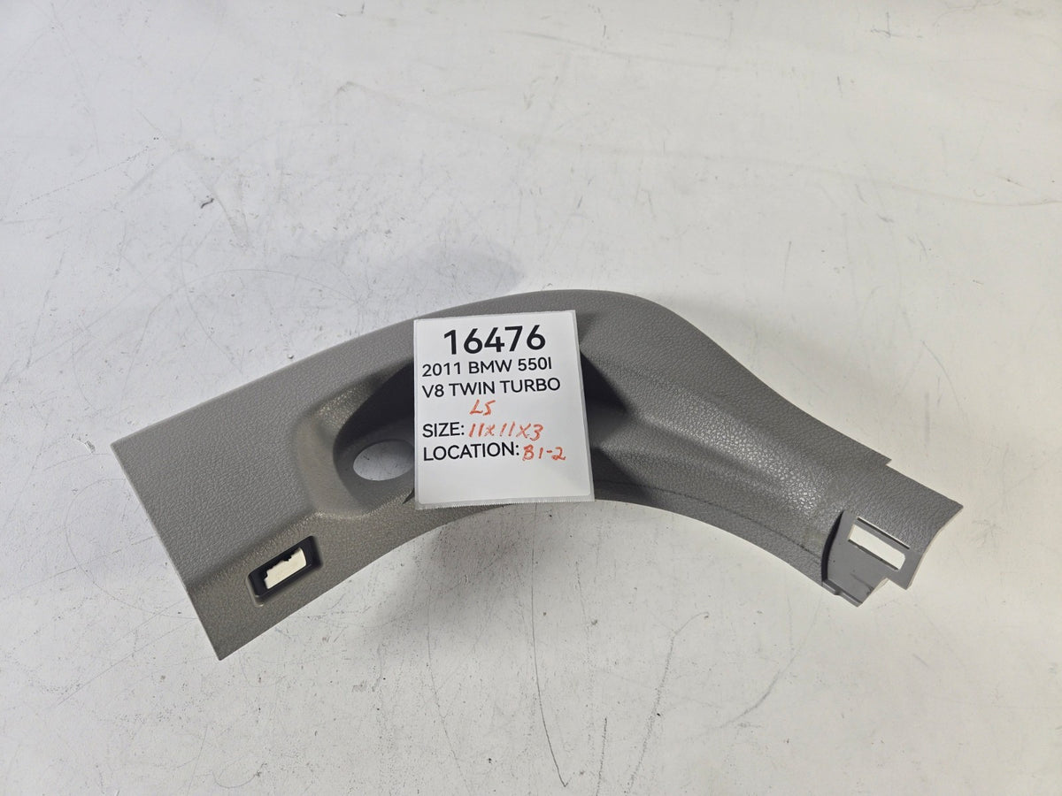 2010 2013 BMW 528i 550i Left Driver Front Lower Cowl Kick Panel Cover OEM