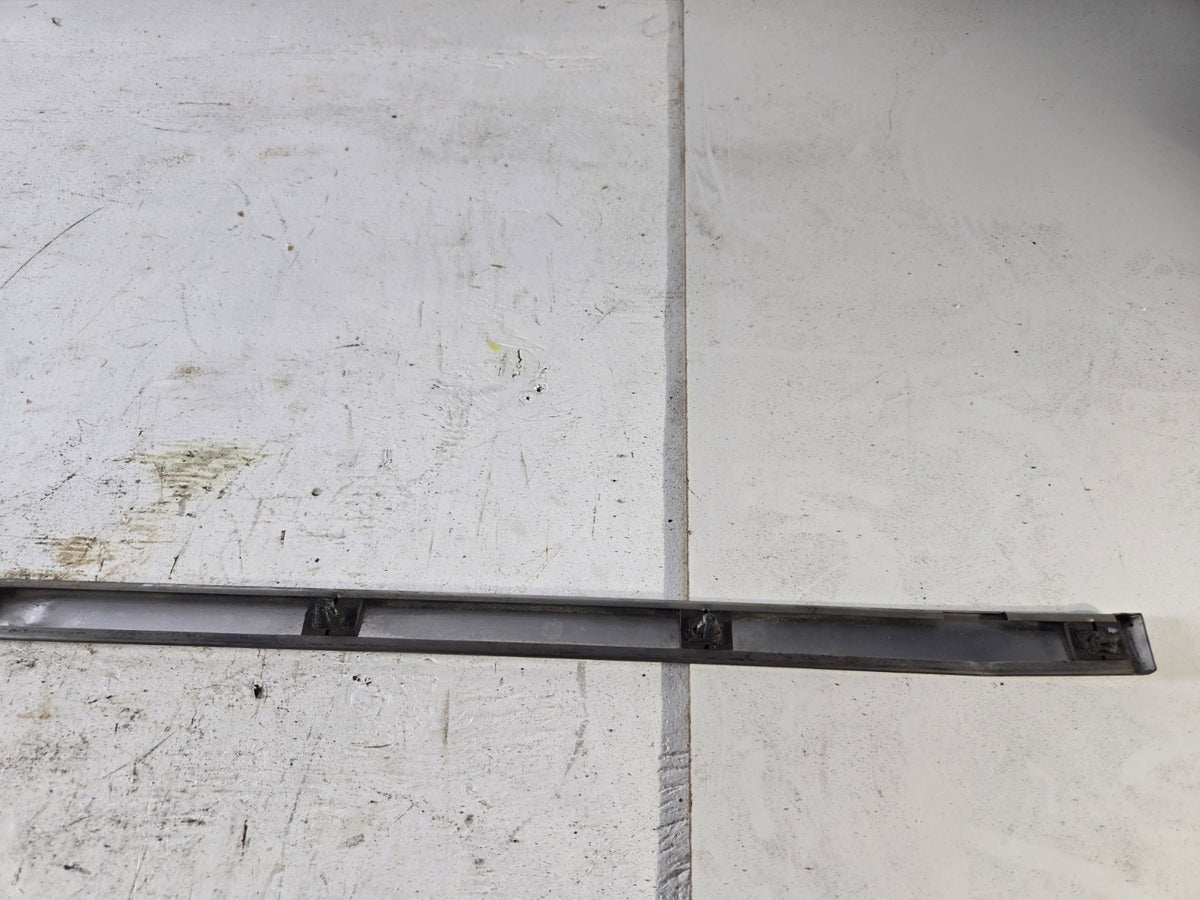 2004 Lincoln Town Car Right Passenger Side Rear Door Lower Chrome Molding Trim