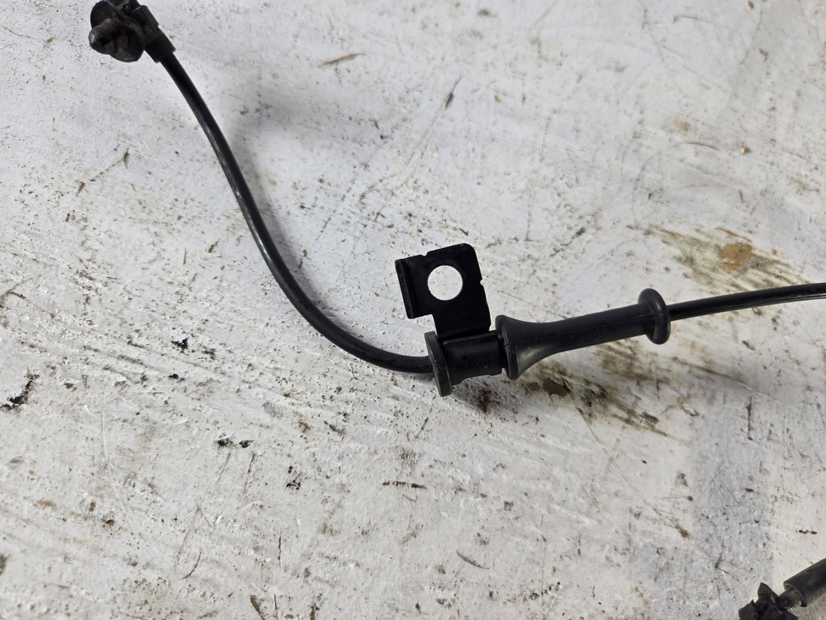 2012 2016 Hyundai Elantra Right Passenger Side Front Wheel ABS Speed Sensor OEM