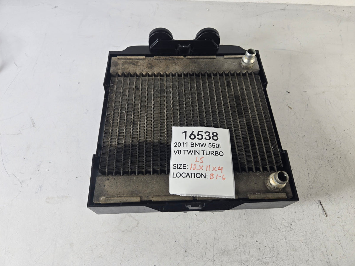 2010 2017 BMW 5 Series 550i Left Side Auxiliary Coolant Radiator OEM 17117805630
