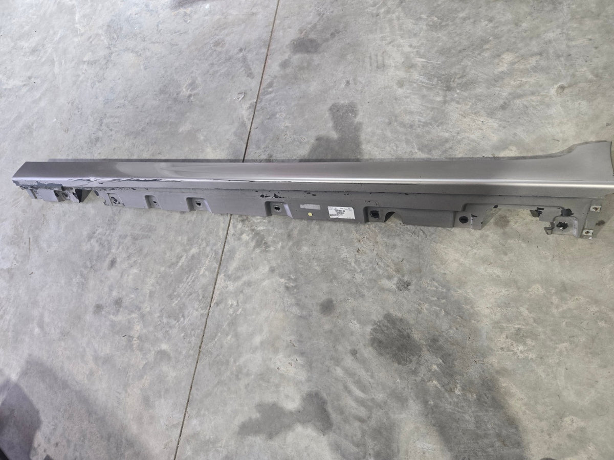 2010 2016 BMW 528i 535d 550i Left Driver Side Skirt Rocker Panel Trim OEM x