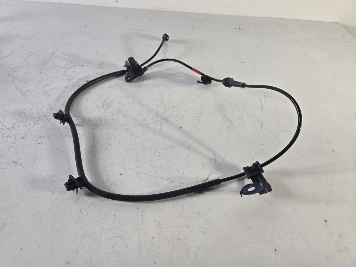 2015 2021 Kia Sedona Right Passenger Side Front Wheel Speed ABS Sensor OEM