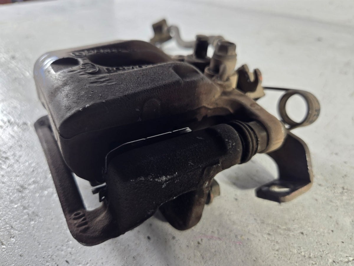2011 2015 Hyundai Elantra Left Driver Side Rear Wheel Brake Caliper OEM