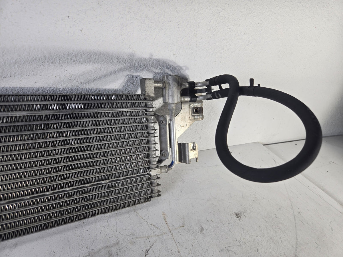 2003 2004 2005 Lincoln Town Car 4.6L Power Steering Cooler OEM 3W1Z3F749AA