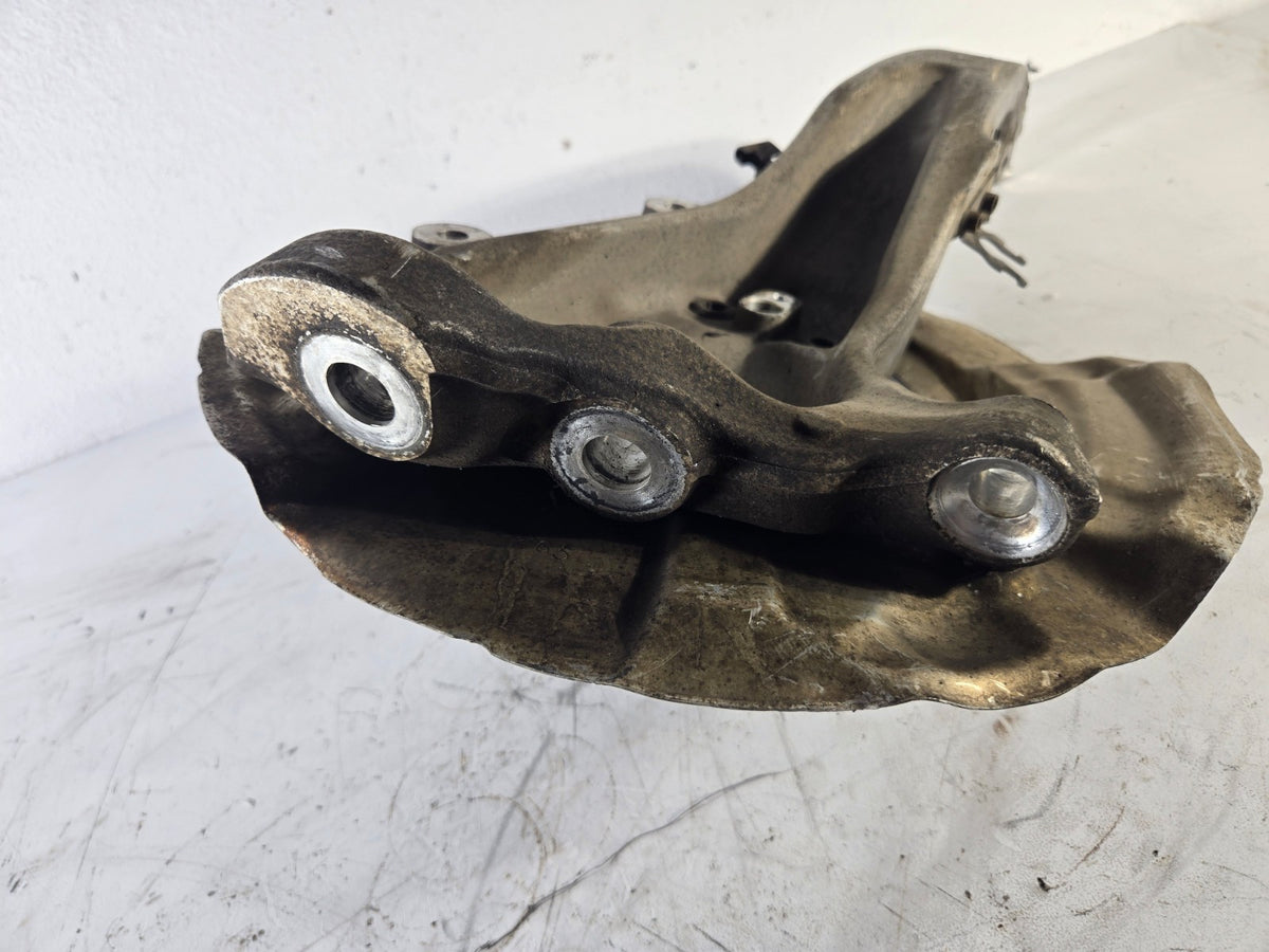 2010 2016 BMW 528i 550i Left Driver Side Front Spindle Knuckle Hub OEM