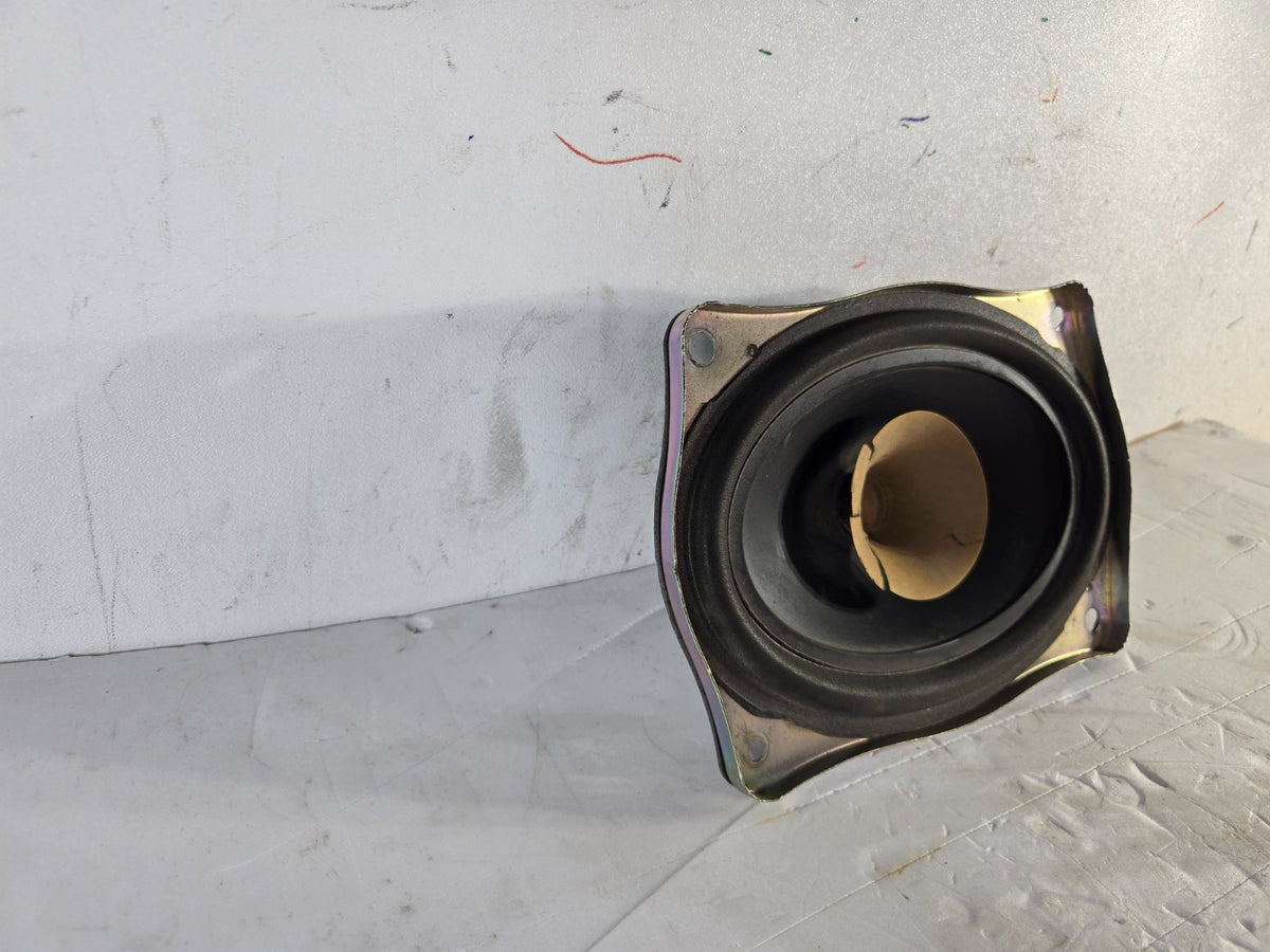 2015-2018 Nissan Sentra Left Rear Package Tray Speaker LH 28157-3TA1B OEM 15278