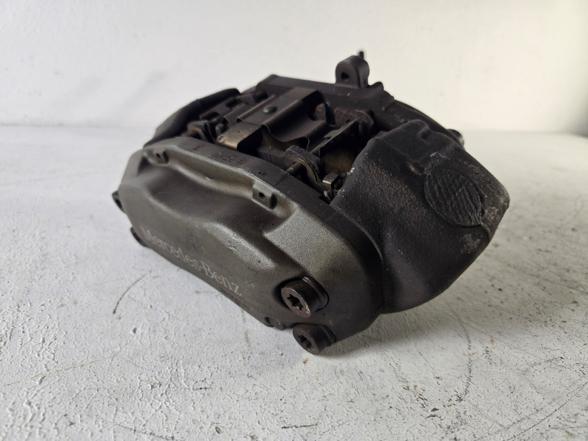 2000 2009 Mercedes Benz E430 E500 Left Driver Front Wheel Brake Caliper OEM