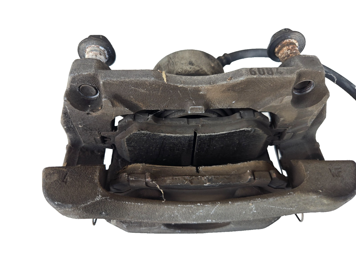 2014 2020 Nissan Rogue US built right passenger front wheel brake caliper OEM