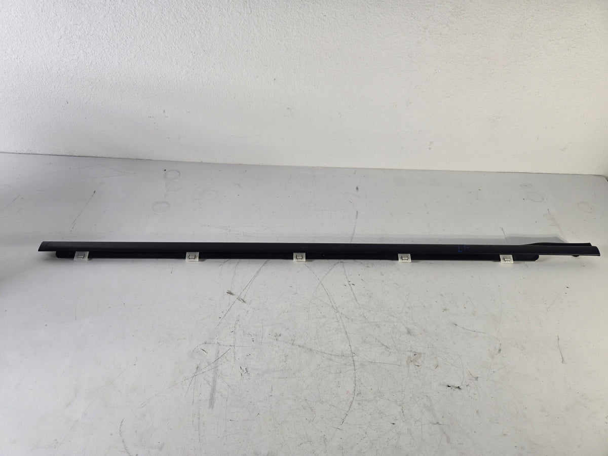 2015 2021 Kia Sedona Left Driver Front Door Weather Strip Outer Trim Molding