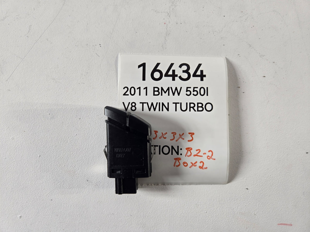 2010 2017 BMW 528i 535d 550i Emergency Hazard Central Unlocking Switch Button OE