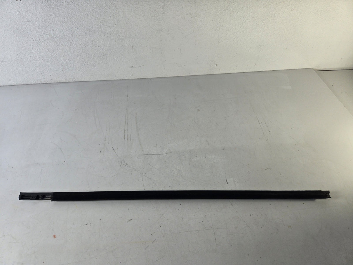 2014 2024 Infiniti Q50 Left Driver Front Door Outer Belt Weather Strip Chrome OE