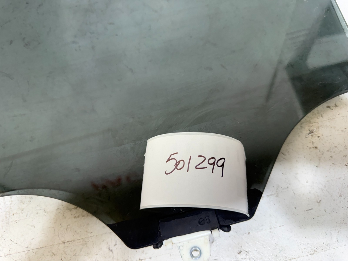 2013 Infiniti JX35 right passenger side REAR BACK door glass window OEM part
