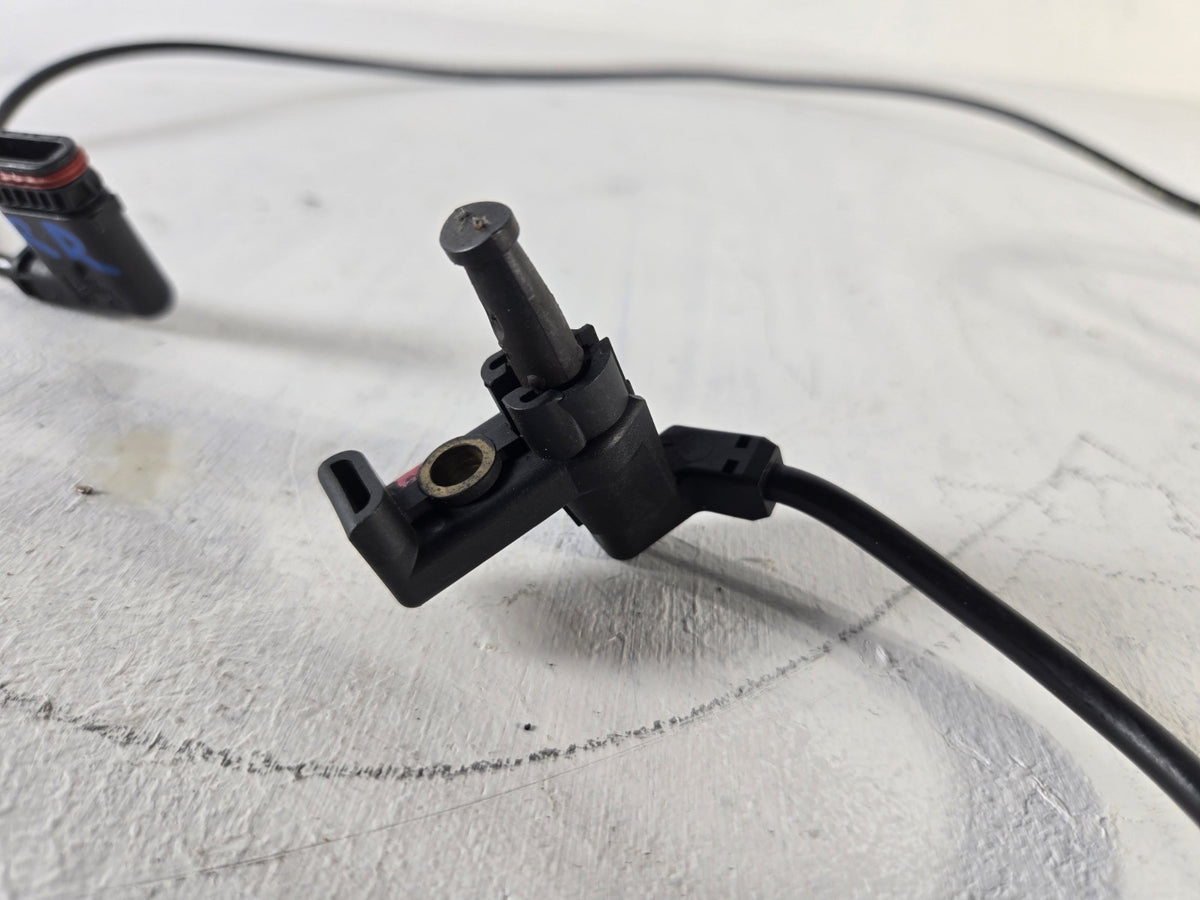 2003 2009 Mercedes Benz E500 Right Passenger Rear Wheel Wear Indicator Harness