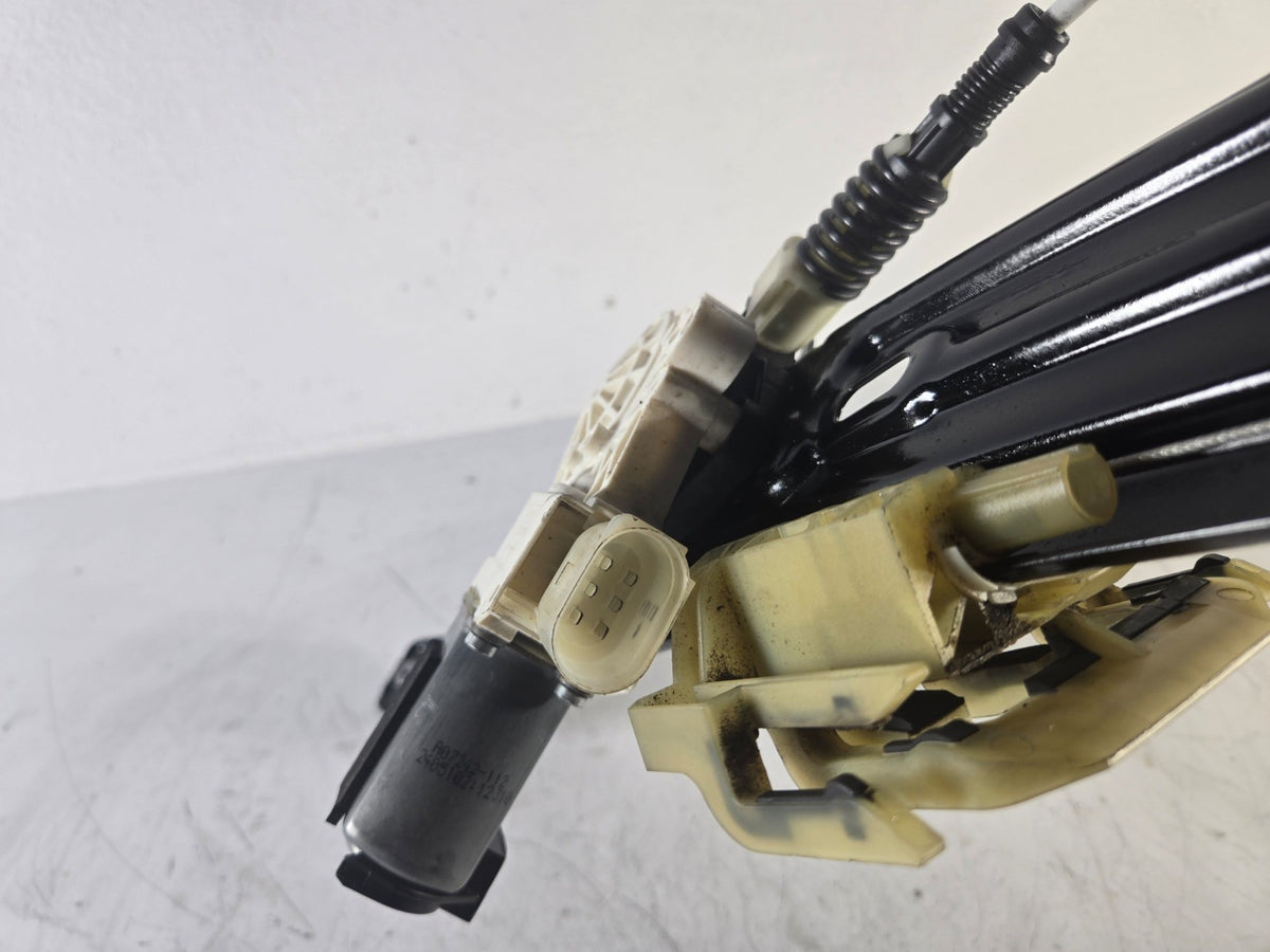 2010 2016 BMW 5 Series 550i Left Driver Rear Door Window Regulator Motor OEM
