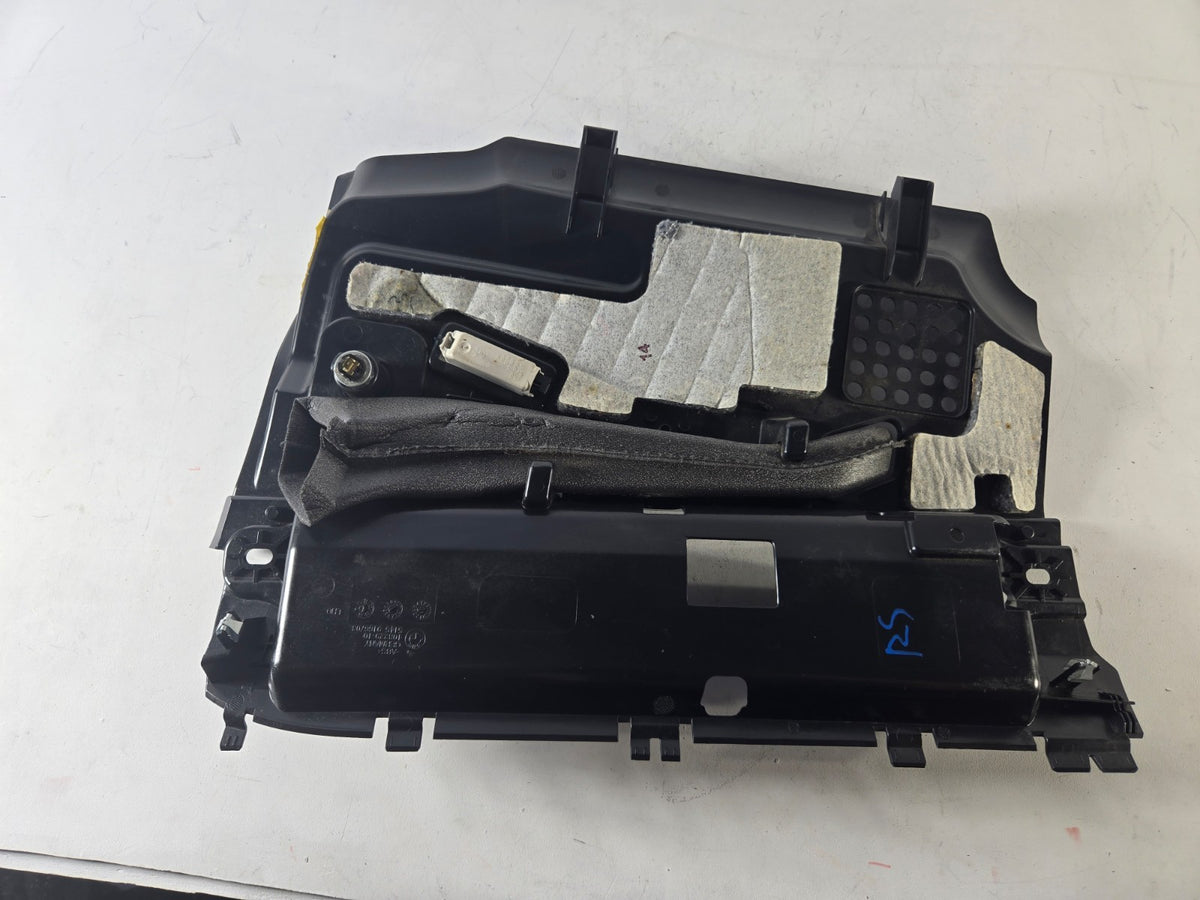 2010 2016 BMW 528i 535d 550i Right Passenger Side Dash Instrument Knee Panel OEM