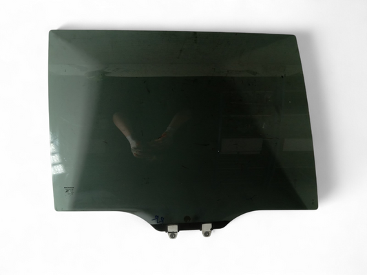 2005 2010 Honda Odyssey Right Passenger Rear Door Window Glass OEM 73400SHJC00