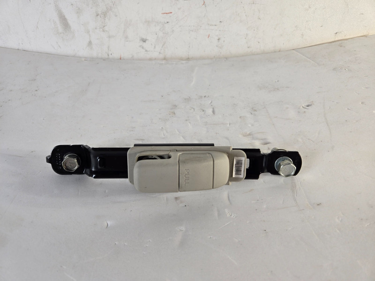 2013-2019 Nissan Sentra Left Right Front Seat Belt Adjuster 878243SH0A OEM 15267