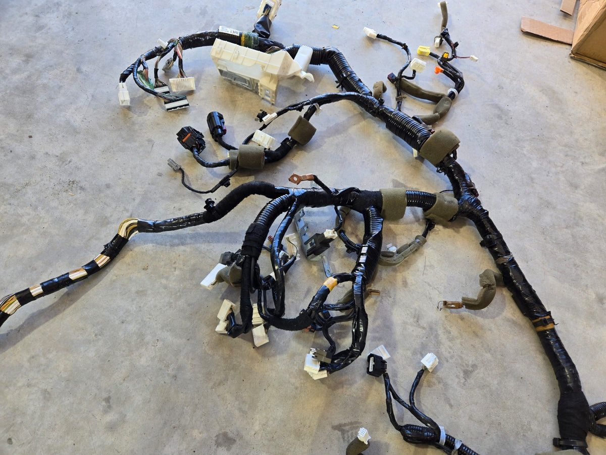 2014 Infiniti Q50 Hybrid AWD Dash Instrument Wire Wiring Harness OEM 240104GA1D