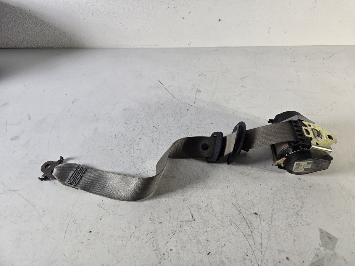 2010 2016 BMW 528i 535d 550i Right Passenger Side Front Seat Belt Retractor OEM