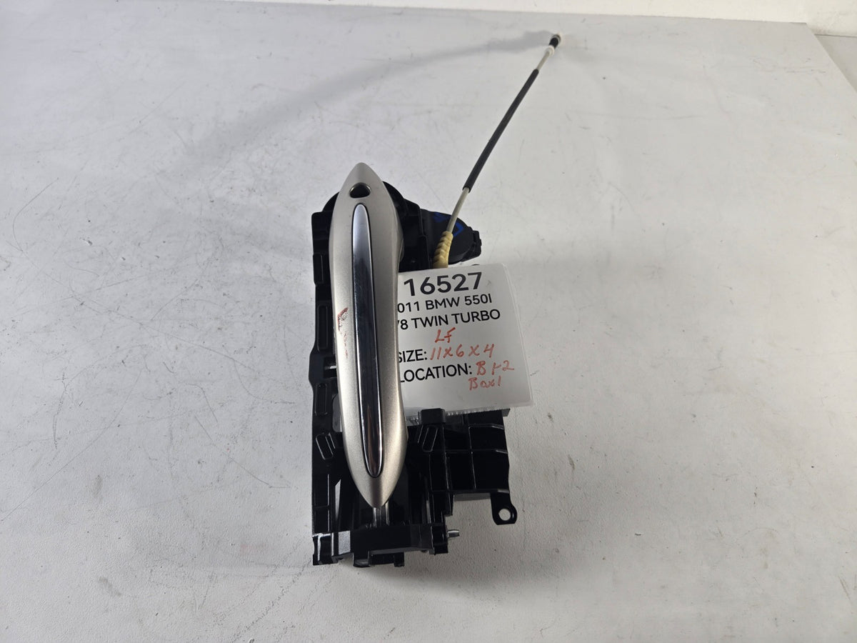 2010 2016 BMW 550i xDrive Left Driver Side Front Door Outer Handle Opener OEM