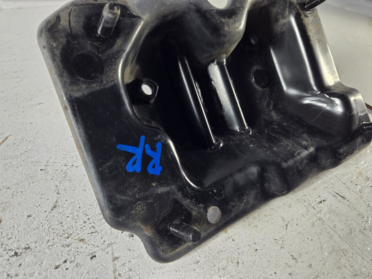 2011 2013 Hyundai Elantra Right Passenger Rear Bumper Reinforcement Bracket OEM