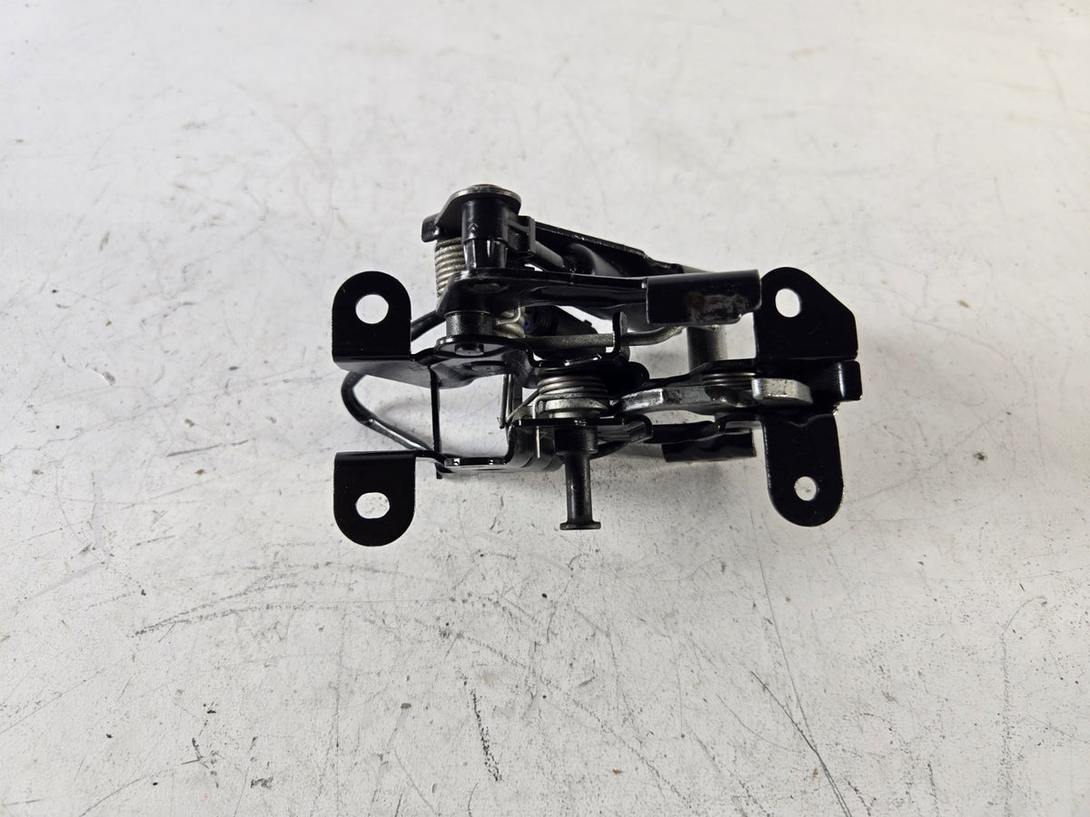 2010 2017 BMW 550i GT xDrive Left Driver Side Hood Bonnet Lock Latch Actuator OE